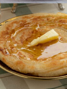 Moroccan pancakes/Meloui